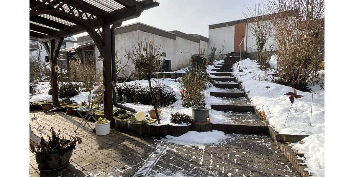 Doppelhaushälfte Bad Kissingen Garitz - 5 Zimmer, 125 m&sup2;, 319.000&euro; | Angebot:25730488