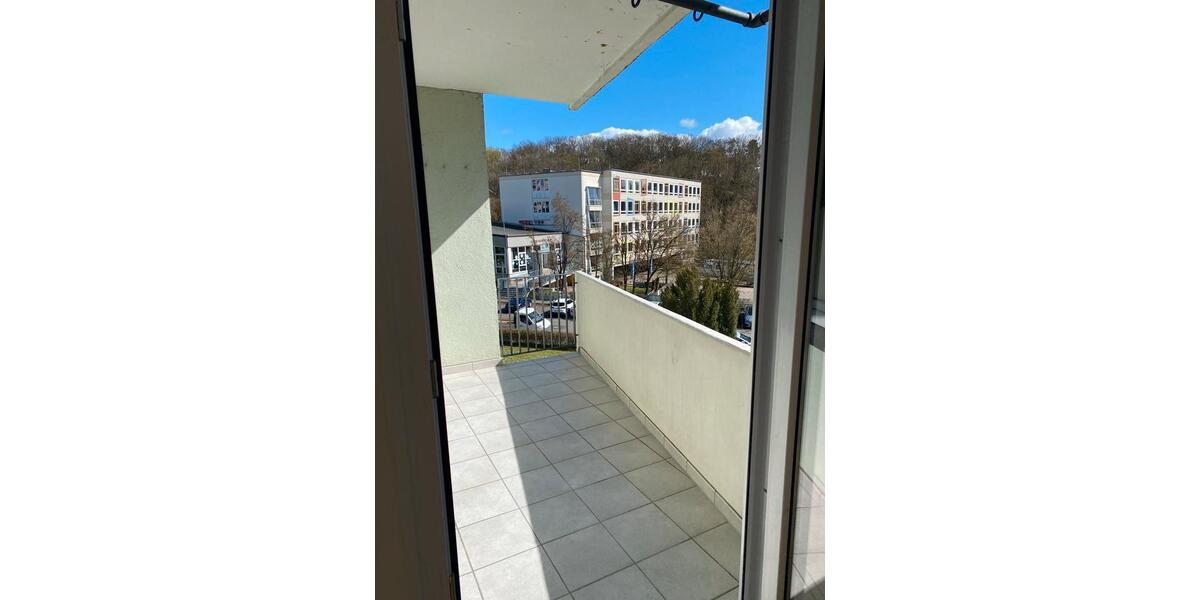 Etagenwohnung Rimpar - 3 Zimmer, 83 m&sup2;, 1.150&euro; | Angebot:25972976