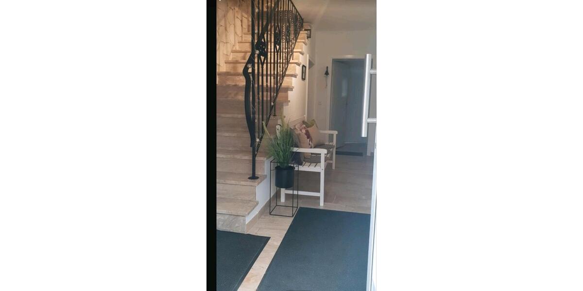 Erdgeschoßwohnung Volkach - 2 Zimmer, 70 m&sup2;, 750&euro; | Angebot:25422517