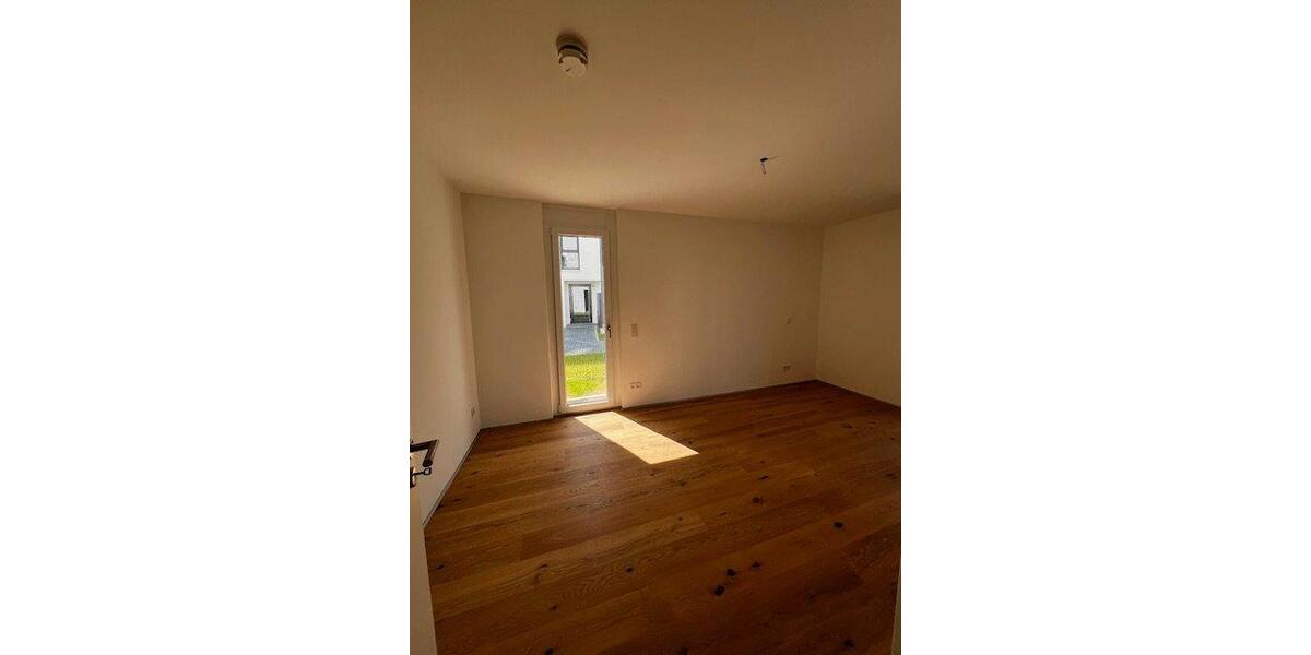Erdgeschoßwohnung Schweinfurt Bellevue - 4 Zimmer, 103 m&sup2;, 1.395&euro; | Angebot:26661519