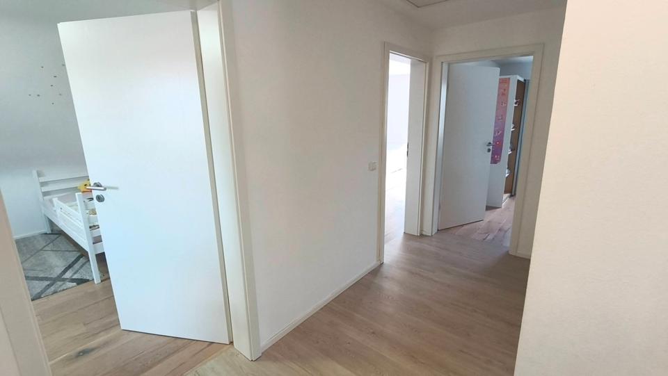 Einfamilienhaus Niederwerrn - 5.5 Zimmer, 140 m&sup2;, 545.000&euro; | Angebot:27021566