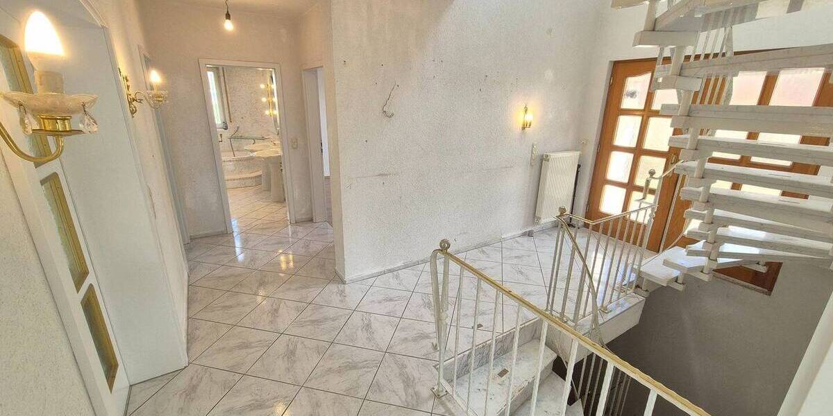 Einfamilienhaus Oberthulba - 5 Zimmer, 167 m&sup2;, 319.000&euro; | Angebot:26170597