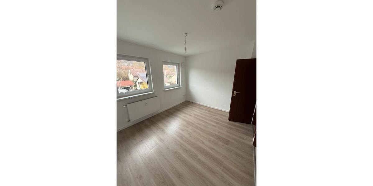 Etagenwohnung Bad Kissingen - 4 Zimmer, 95 m&sup2;, 850&euro; | Angebot:26029608