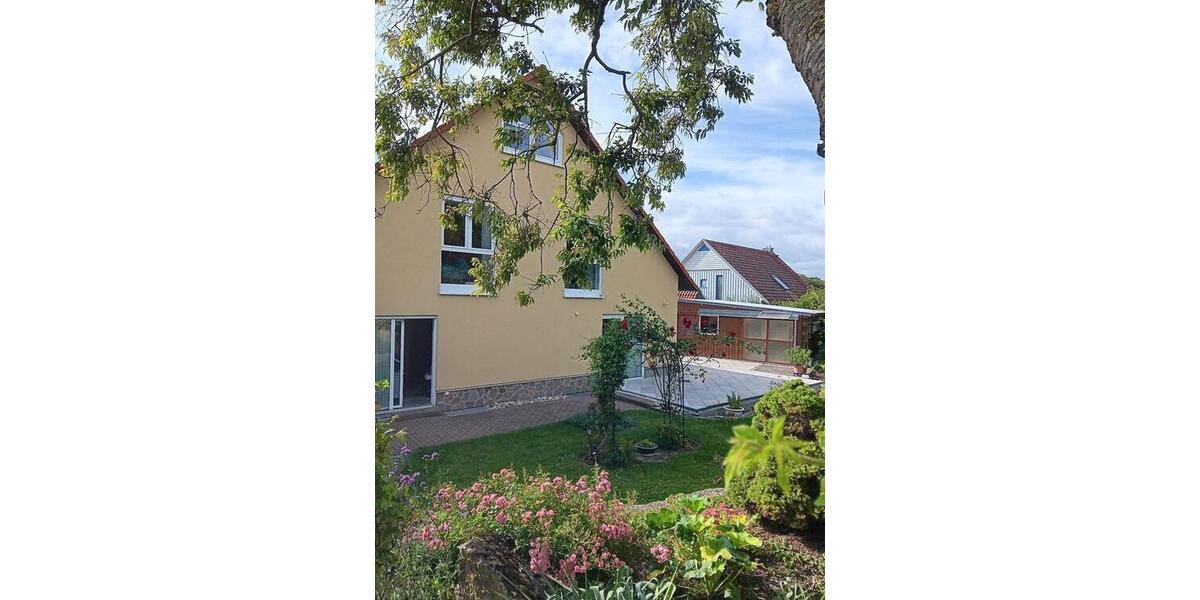 Einfamilienhaus Waigolshausen - 11 Zimmer, 258 m&sup2;, 790.000&euro; | Angebot:24109825