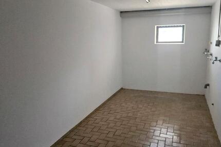 Gewerbeobjekt Schonungen Forst - 30&euro; | Angebot:26645053