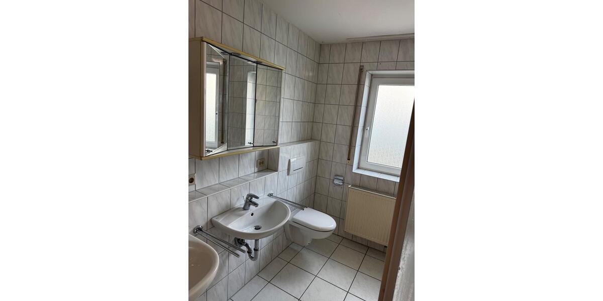 Etagenwohnung Werneck - 4 Zimmer, 105 m&sup2;, 295.000&euro; | Angebot:26991601