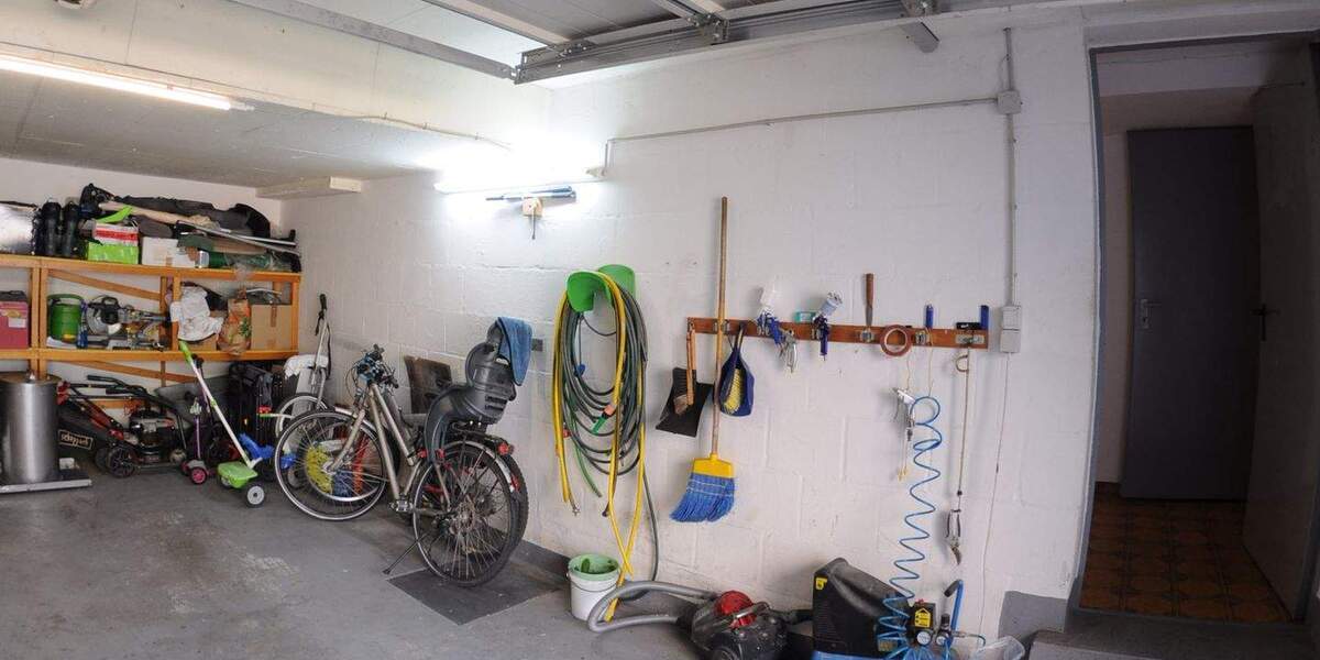 Einfamilienhaus Niederwerrn - 6 Zimmer, 141 m&sup2;, 555.000&euro; | Angebot:25670030