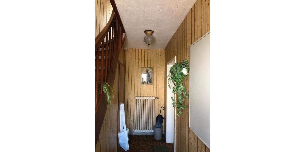 Doppelhaushälfte Hammelburg - 6 Zimmer, 140 m&sup2;, 220.000&euro; | Angebot:25355818