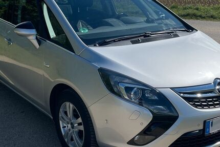 Opel Zafira Tourer 117.000 km 8.890 &euro; Estenfeld 97230
