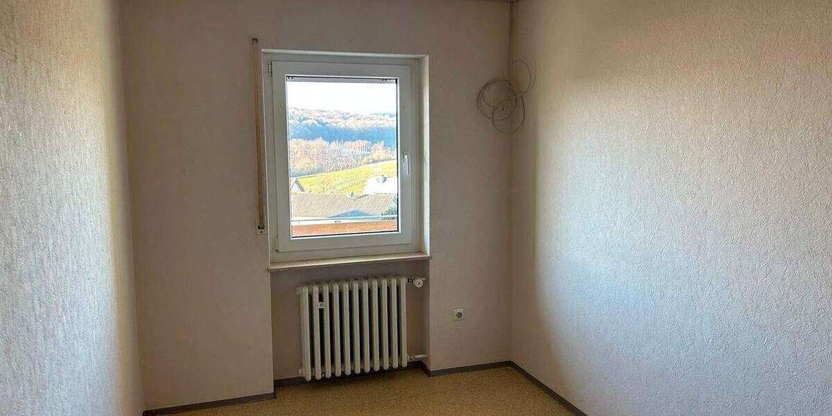 Einfamilienhaus Schonungen Abersfeld - 5 Zimmer, 110 m&sup2;, 199.000&euro; | Angebot:25771702