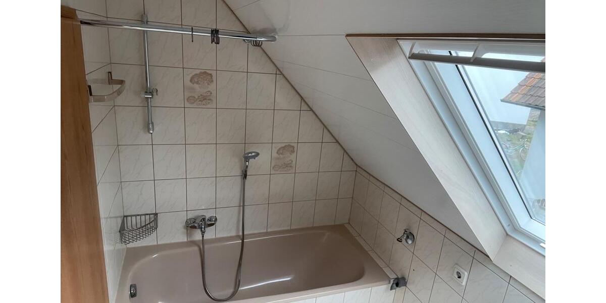 Dachgeschoßwohnung Wiesentheid - 2.5 Zimmer, 42 m&sup2;, 475&euro; | Angebot:25634196