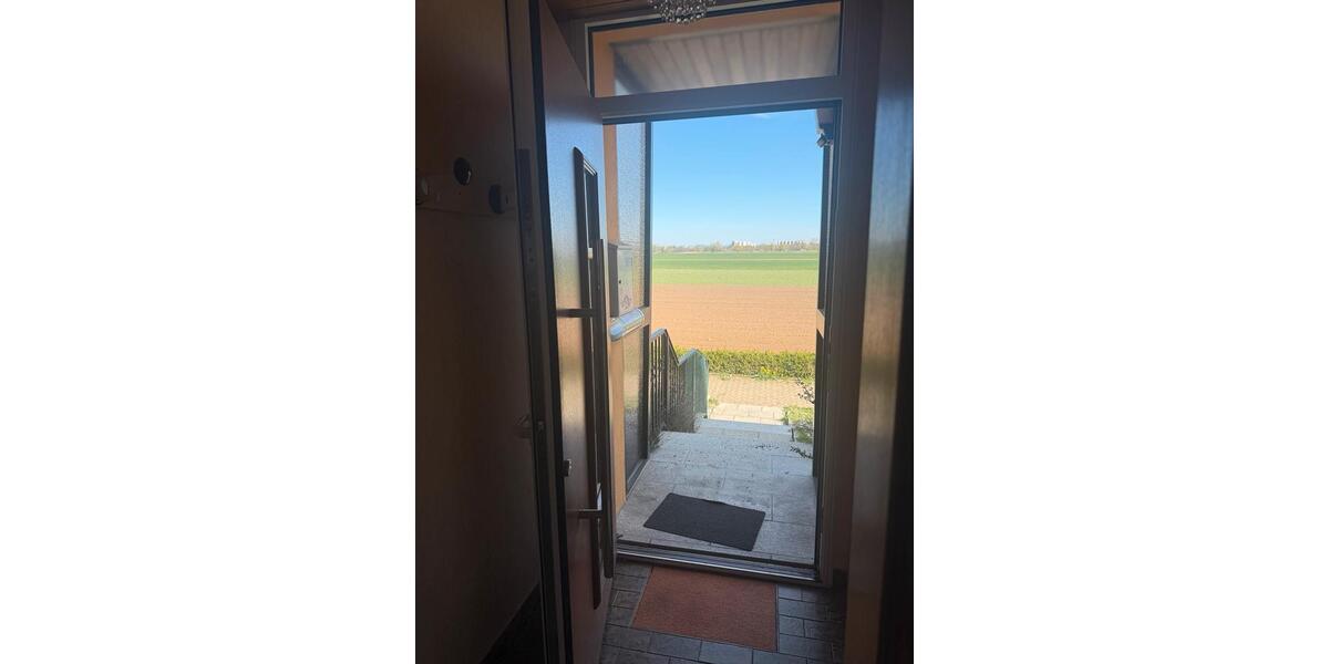 Reihenhaus Geldersheim - 4 Zimmer, 93 m&sup2;, 285.000&euro; | Angebot:26110818