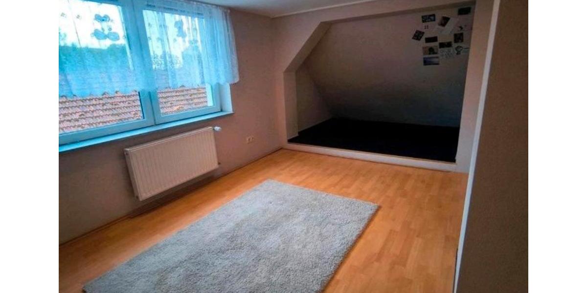 Einfamilienhaus Rauhenebrach - 8 Zimmer, 250 m&sup2;, 220.000&euro; | Angebot:27083530