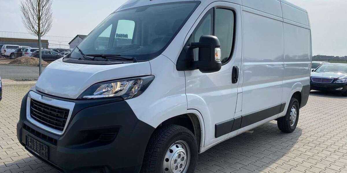 Peugeot Boxer 9.007 km 23.999 &euro; Bergtheim 97241