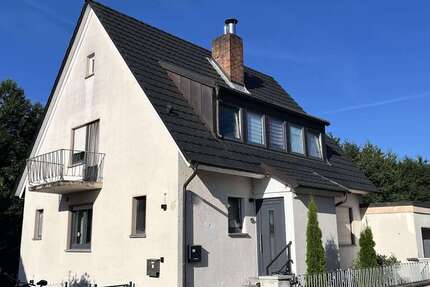 Haus Haßfurt - 6 Zimmer, 205 m&sup2;, 415.000&euro; | Angebot:25944081