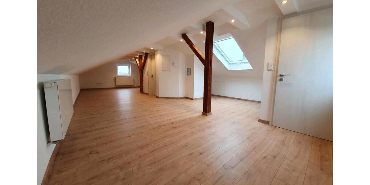 Maisonettenwohnung Bergrheinfeld - 4 Zimmer, 125 m&sup2;, 1.000&euro; | Angebot:25998895