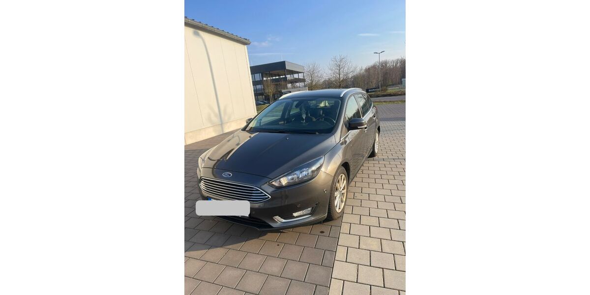 Ford Focus 120.000 km 10.499 &euro; Hassfurt 97437
