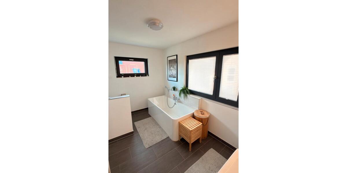 Einfamilienhaus Dettelbach - 5 Zimmer, 140 m&sup2;, 680.000&euro; | Angebot:26047113