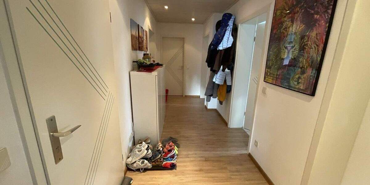 Mehrfamilienhaus, Wohnhaus Fuchsstadt - 8 Zimmer, 255 m&sup2;, 498.000&euro; | Angebot:25797456