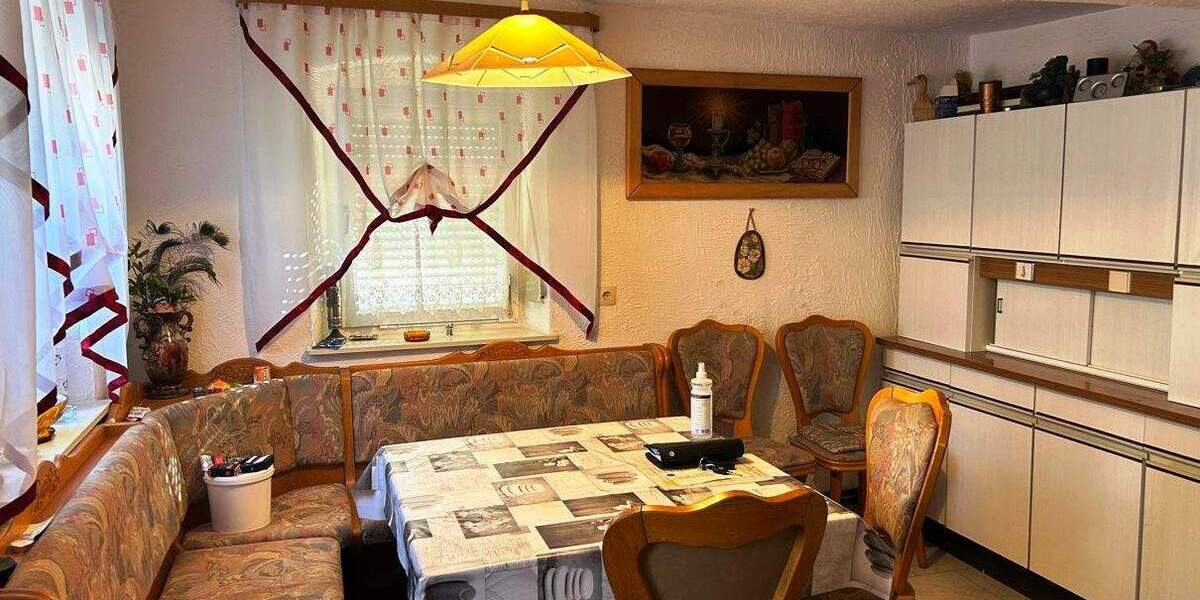 Einfamilienhaus Aidhausen - 5 Zimmer, 150 m&sup2;, 125.000&euro; | Angebot:25729018