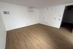 Etagenwohnung Volkach Astheim - 3 Zimmer, 100 m&sup2;, 1.200&euro; | Angebot:25657483