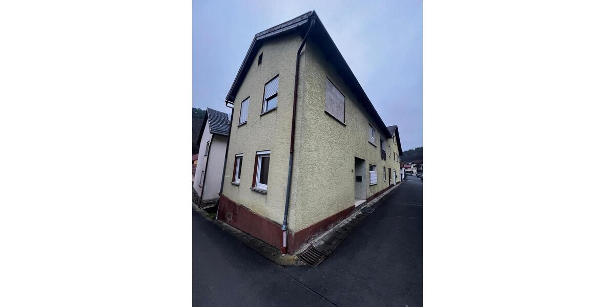 Doppelhaushälfte Ramsthal - 4 Zimmer, 125 m&sup2;, 160.000&euro; | Angebot:24240653