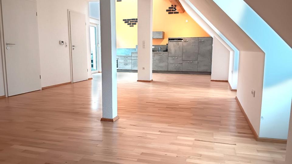 Maisonettenwohnung Schweinfurt Gartenstadt - 4 Zimmer, 104 m&sup2;, 299.000&euro; | Angebot:26974911