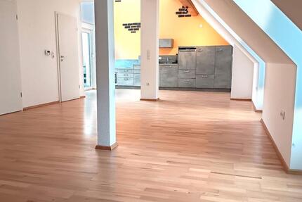 Wohnung Schweinfurt Gartenstadt - 4 Zimmer, 104 m&sup2;, 299.000&euro; | Angebot:26974911