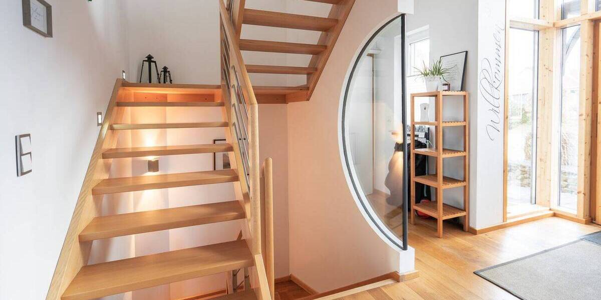 Doppelhaushälfte Elfershausen - 6 Zimmer, 117 m&sup2;, 429.000&euro; | Angebot:26017213