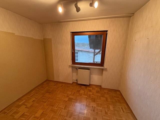 Einfamilienhaus Volkach Eichfeld - 6 Zimmer, 160 m&sup2;, 1.450&euro; | Angebot:26273088