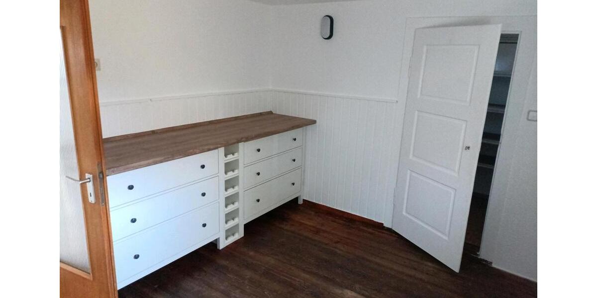 Einfamilienhaus Hammelburg - 9 Zimmer, 113 m&sup2;, 650&euro; | Angebot:25603624