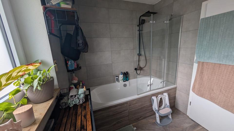 Einfamilienhaus Gädheim - 7 Zimmer, 166 m&sup2;, 379.000&euro; | Angebot:27034440