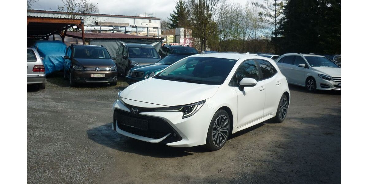 Toyota Corolla 45.000 km 19.990 &euro; Estenfeld bei Würzburg 97230
