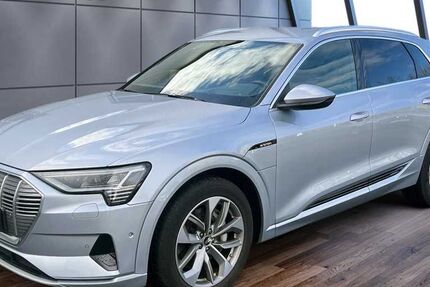 Audi e-tron 50.594 km 33.460 &euro; Schweinfurt 97424