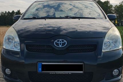 Toyota Corolla Verso 306.000 km 2.490 &euro; Estenfeld 97230