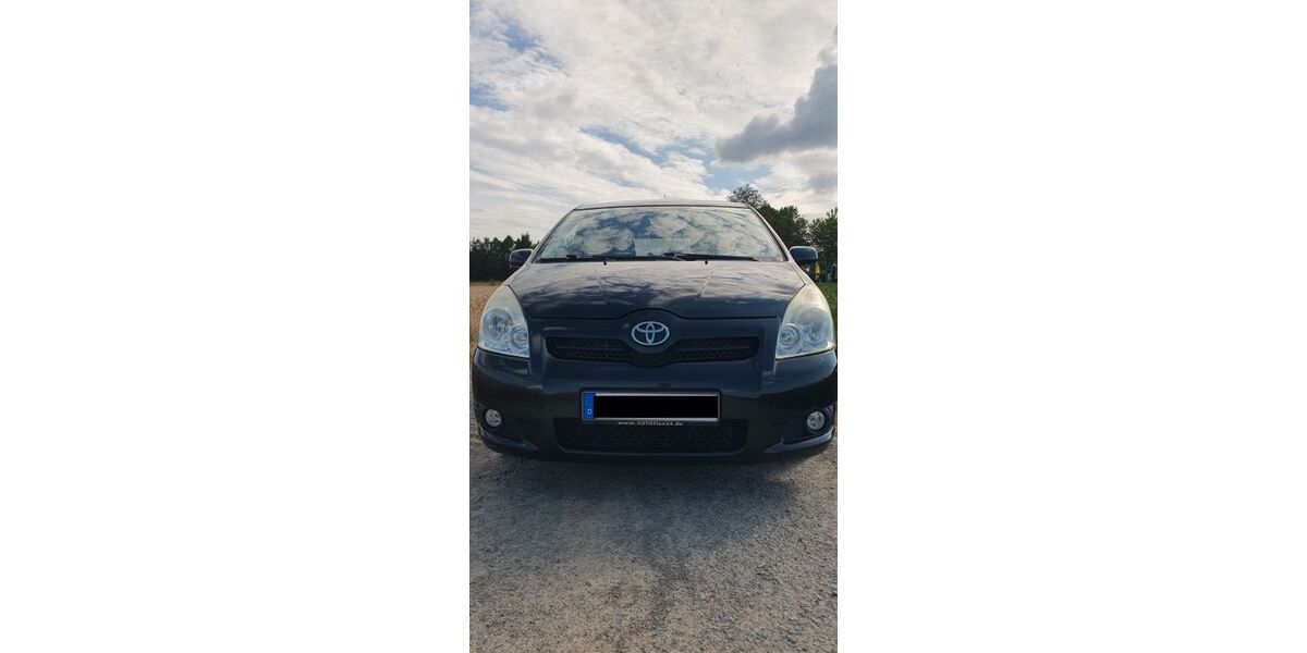 Toyota Corolla Verso 306.000 km 2.490 &euro; Estenfeld 97230