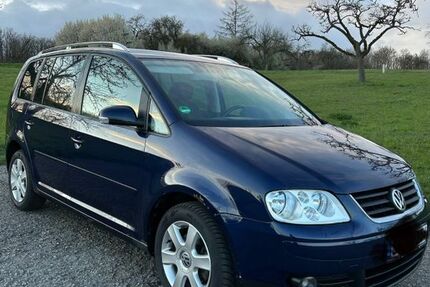 VW Touran 169.500 km 2.850 &euro; Bergrheinfeld 97493