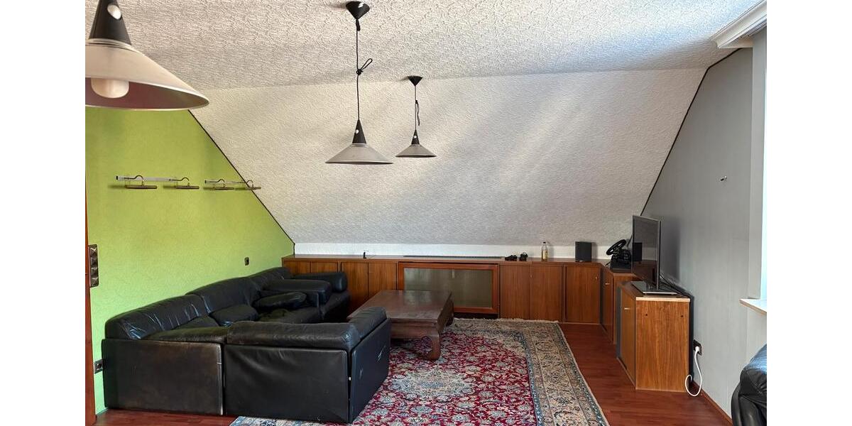 Etagenwohnung Hohenroth - 2 Zimmer, 70 m&sup2;, 1.300&euro; | Angebot:25784360