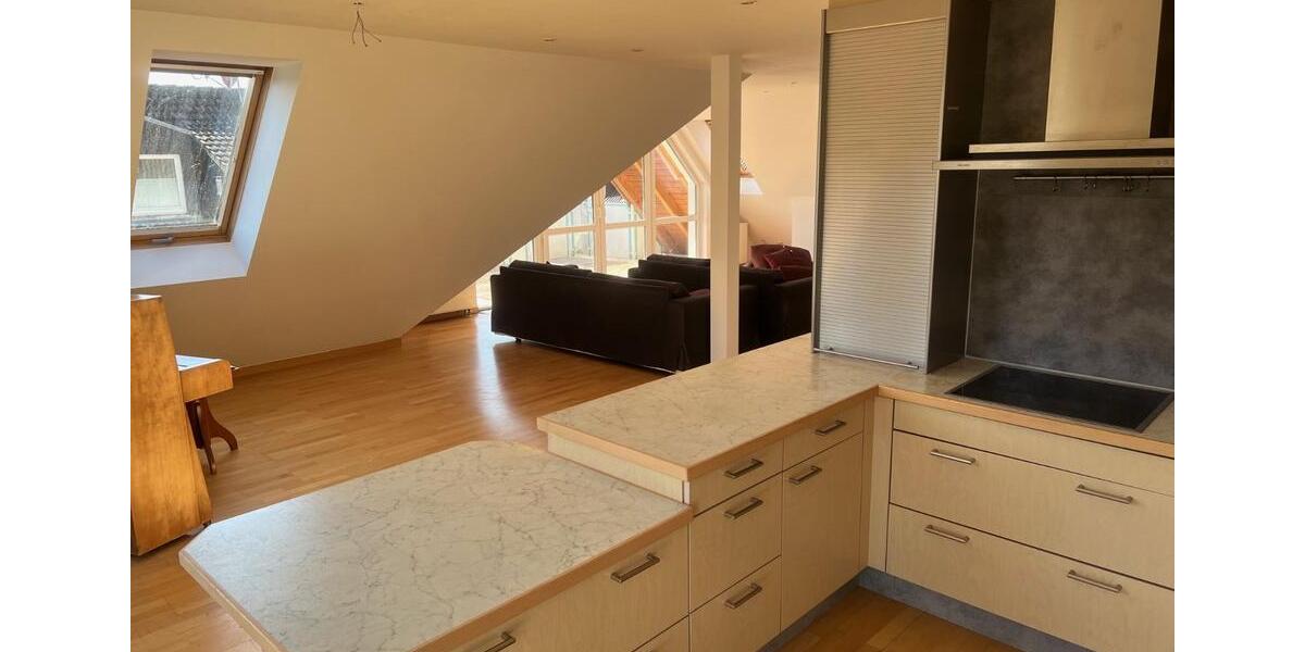 Dachgeschoßwohnung Bad Bocklet - 3 Zimmer, 130 m&sup2;, 1.300&euro; | Angebot:25350125
