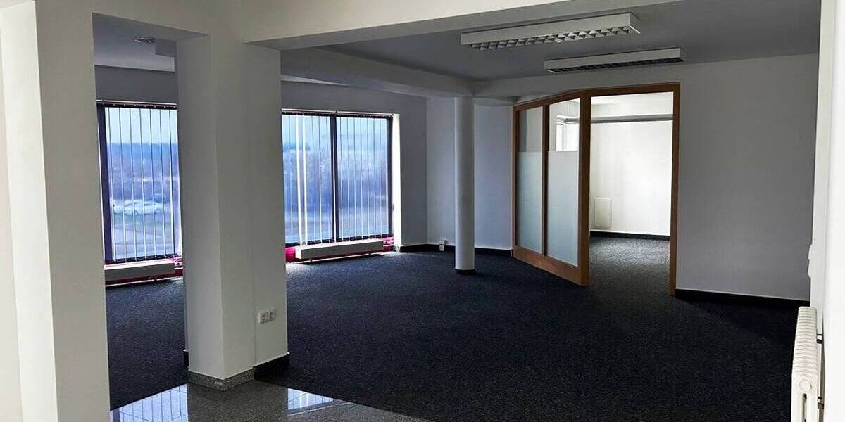 Gewerbeobjekt Haßfurt - 5 Zimmer, 382 m&sup2;, 2.300&euro; | Angebot:25771701