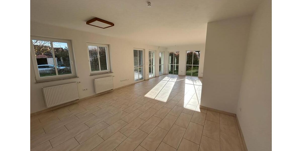 Einfamilienhaus Kolitzheim - 4.5 Zimmer, 165 m&sup2;, 1.600&euro; | Angebot:26007665