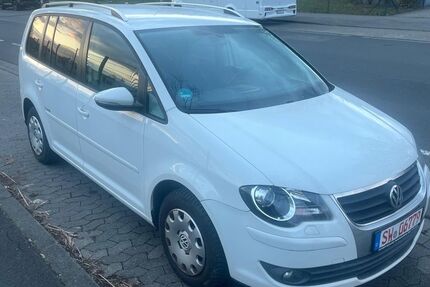 VW Touran 211.200 km 3.490 &euro; Schweinfurt 97422