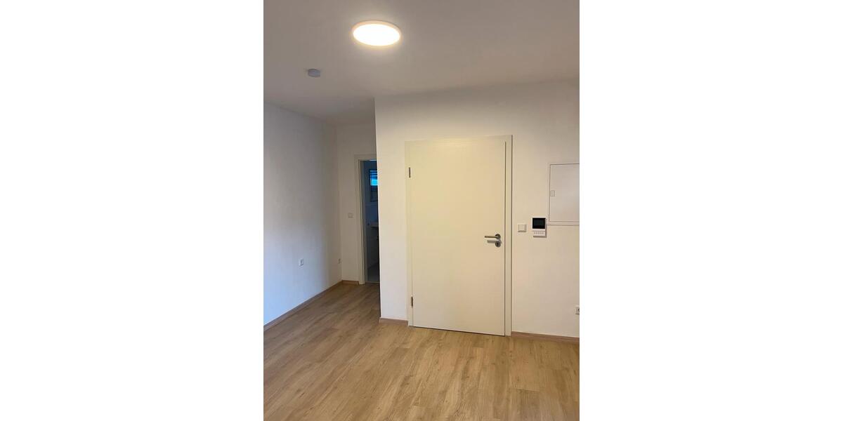 Erdgeschoßwohnung Grafenrheinfeld - 4 Zimmer, 127 m&sup2;, 1.450&euro; | Angebot:26025712