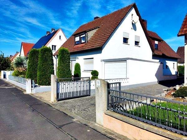 Einfamilienhaus Kolitzheim Unterspiesheim - 9 Zimmer, 193 m&sup2;, 495.000&euro; | Angebot:25821399
