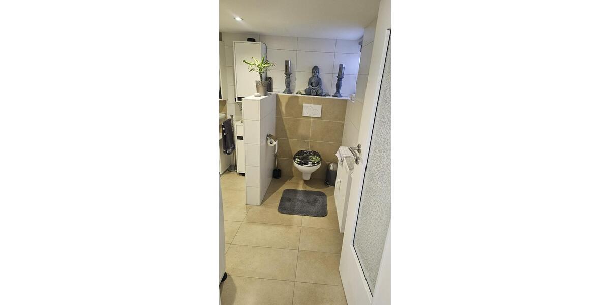 Erdgeschoßwohnung Euerdorf - 3 Zimmer, 114 m&sup2;, 1.000&euro; | Angebot:25650977