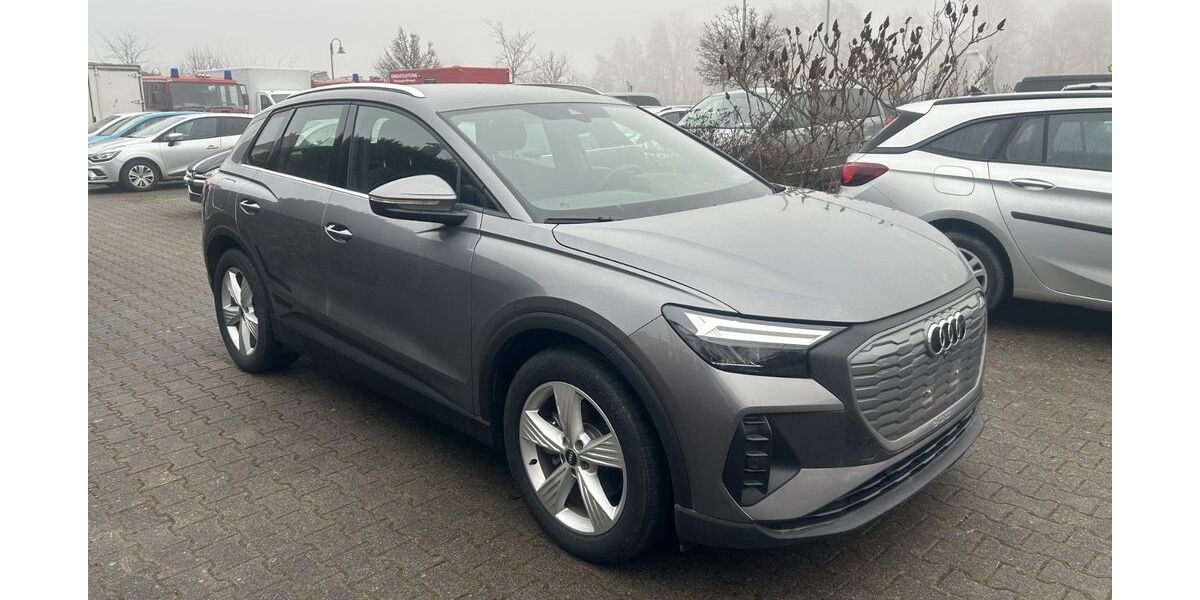 Audi Q4 e-tron 11.700 km 25.800 &euro; Niederlauer 97618