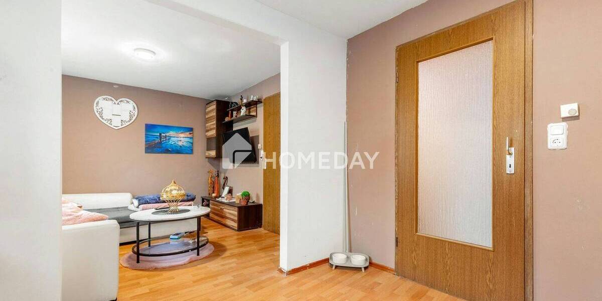 Einfamilienhaus Bergtheim Opferbaum - 8 Zimmer, 220 m&sup2;, 335.000&euro; | Angebot:25684249