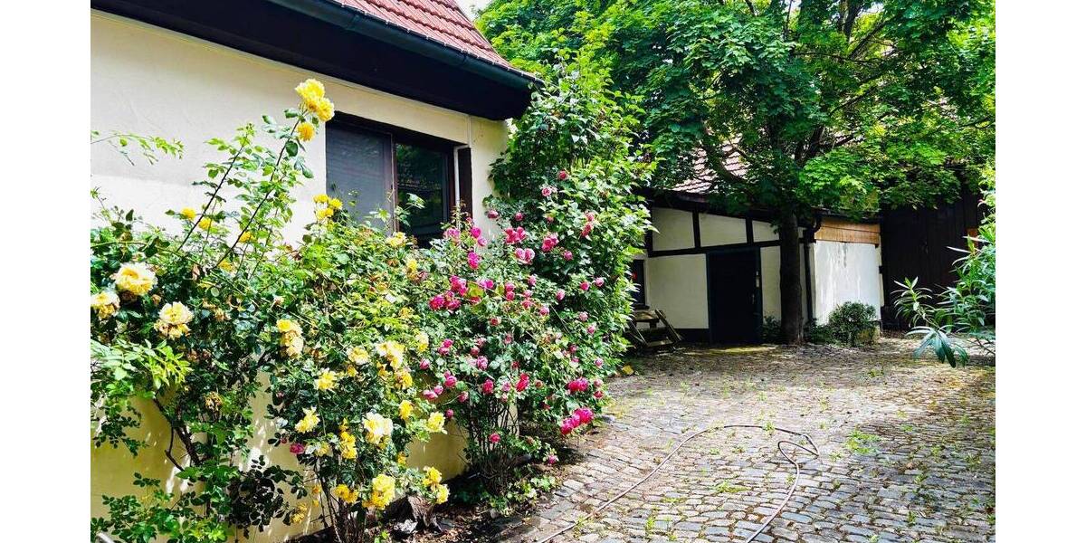 Einfamilienhaus Hofheim - 1 Zimmer, 280 m&sup2;, 340.000&euro; | Angebot:26930536