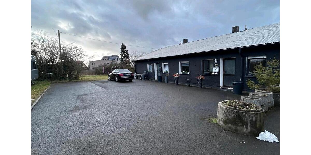 Reihenhaus Hofheim in Unterfranken - 5 Zimmer, 183 m&sup2;, 245.000&euro; | Angebot:25161833