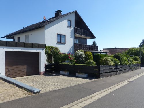 Haus im Haus! Ebenerdige, sehr hochwertige 4-Zimmer-Eigentumswohnung in 97502 Euerbach-Obbach (ID 3859) - Erdgeschoßwohnung Euerbach Euerbach | Angebot:26777714